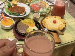 -月亮眼花园餐厅书吧酒吧