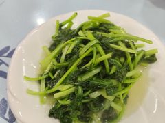 -泸沽肴(泸沽湖大洛水村农村信用社旁店)