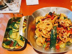 -神府路壹号·海鲜烧烤·砂锅粥·锅物(三坊七巷店)