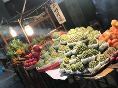 -六合夜市