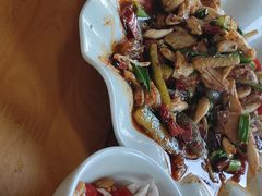 -周记翘脚牛肉