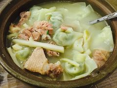 馄饨老鸭煲-老品芳