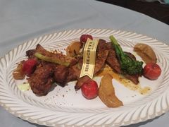 -秘密旅行Bonjour(黑金冠 江南西店)