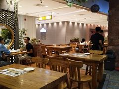 大堂-花馬肆.云南过桥米线(汉神购物广场现场熬汤店)