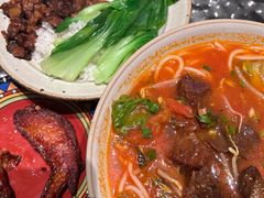 -粉八·云南米线·建水烧烤(常熟路店)