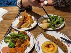 -牛排叔叔自助餐厅(太原万达店)