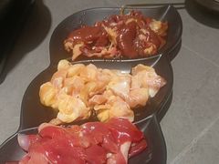-啊美丽炭火烤肉(滑翔一店)