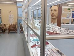 -无奔眼镜·蔡司·依视路授权店(马家堡店)