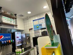 -德克士(场中路店)