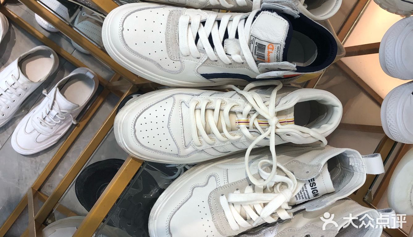 100块买5件衣服！废钱