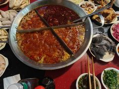 -储奇门鳝鱼火锅(总店)