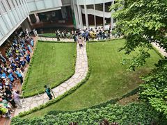 -香港大学