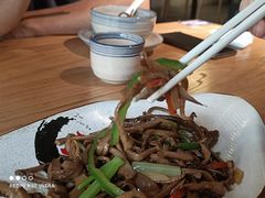 青椒油焖笋-禧和源养生素食茶馆