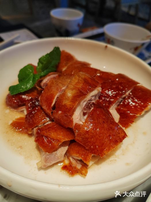 莞府家宴·东莞菜(市民服务中心店)脆皮烧鹅图片