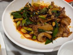 -渝信川菜 · 川味家常菜(财富购物中心店)