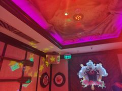 -UK派对KTV(日月广场店)