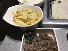 -海底捞火锅(凯德广场店)