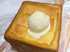 面包诱惑-绿茶餐厅(同成街华联店)