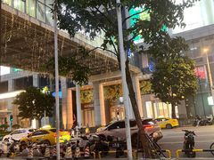 -星巴克臻选(广州高德置地秋广场店)