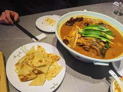 鱼头泡饼-宏宴·新京菜(望京店)