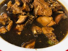 柴鸡炖蘑菇-居庸关永利饭店