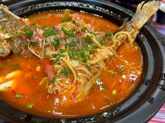 -老滇山寨•云南特色菜•地方菜•民族风情歌舞表演(金碧店)