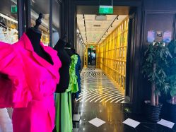 点击看大图 -鼎极摄影(世纪金源店)