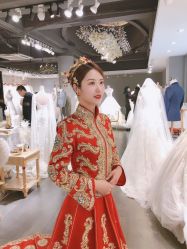 -艾米丽婚纱礼服