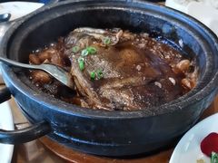 -海派美食·家宴海鲜青岛菜·石锅鲽鱼头(东方城店)