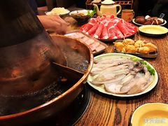 -东镇老火锅(长春路首店)