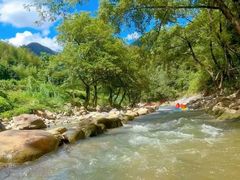 -雅鲁激流探险漂流