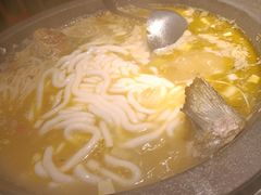 -小凤庭·地道湖北菜武昌鱼·藕汤(38年黄鹤楼店)