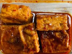 甜辣味儿的臭豆腐-彭浦小玲炸鸡腿(延长路上海大学店)