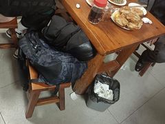 -宝瑞门钉肉饼店
