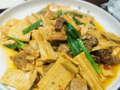 -民间瓦缸煨汤館(嵩山路店)