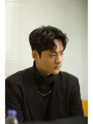 -Kraemer Paris  苏豪路易士·嘉玛发廊