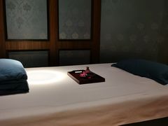 -臻享养生·SPA·影院式足道(汇臻店)