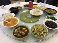 -沁园春酒店(沿河街店)