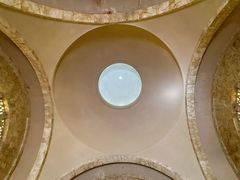 -奥利弗·雷金纳德·坦博国际机场