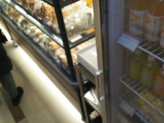 -凯司令(豫园地铁站店)