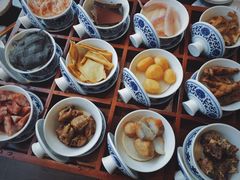 十二道锋味-重庆古老火锅