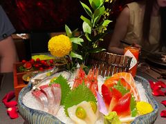 -蟹犇前•帝王蟹雪蟹(陆家嘴店)