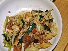 -关东小磨东北菜(上海长风大悦城店)