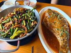 -莲餐厅·湖北菜·潜江小龙虾店(愚园路店)
