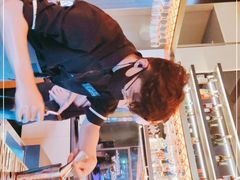 -星巴克臻选(上海合生汇1F店)