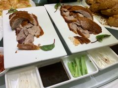 荔枝木烤鸭-胡记饭店(保工街店)