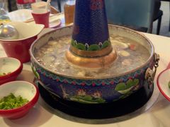 -毛辣果·贵州红酸汤牛肉火锅(西单店)