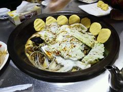 -屯老二农家铁锅炖·行业领军者(梅江店)