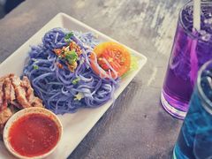 猪肉拌面-蝶豆花蓝面条