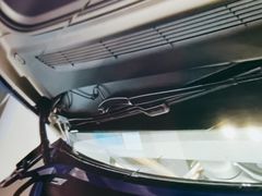-TESLA 特斯拉(上海太古汇体验店)